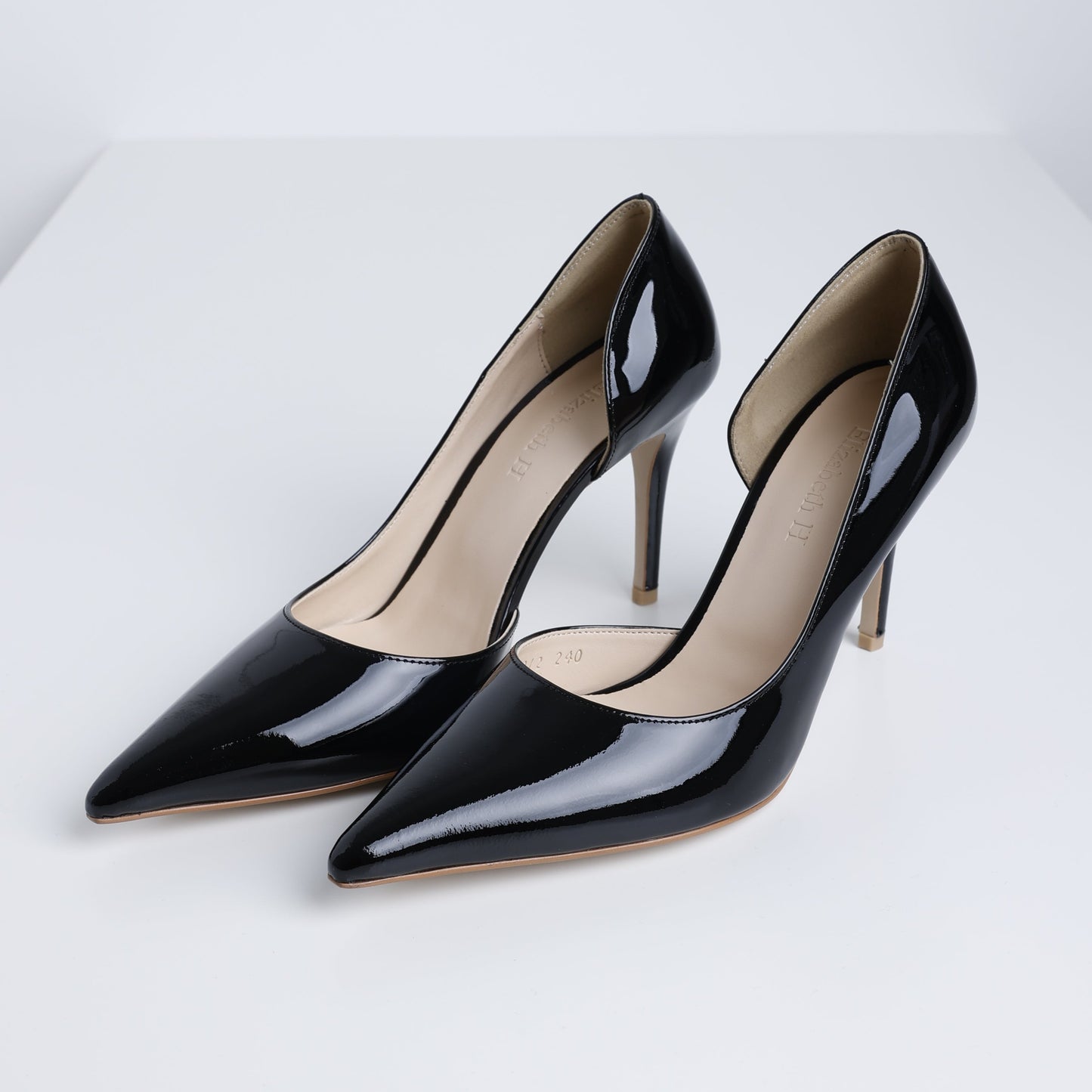 Black Pointed Toe Pump